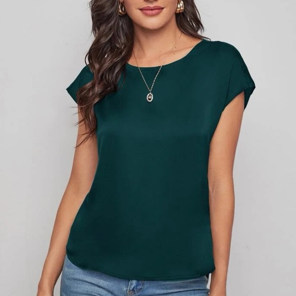 Boho green cutout twist back blouse - Picture 4 of 15